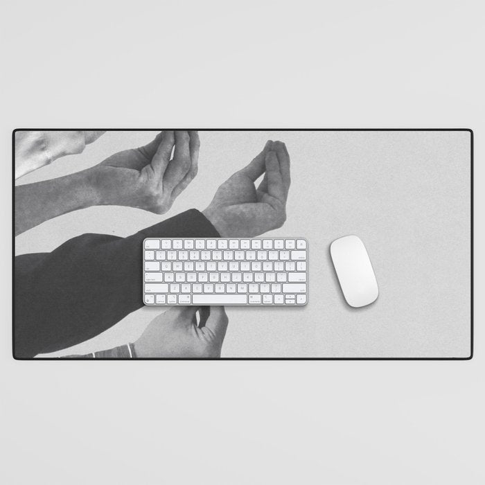 What / che vuoi Desk Mat Gallery Image 1