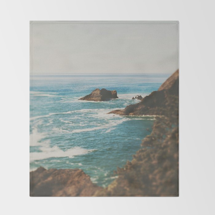 Oregon Coast Throw Blanket Gallery Image 2