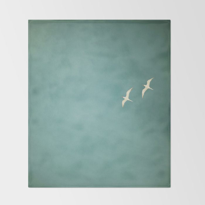 Two Birds Throw Blanket Gallery Image 2