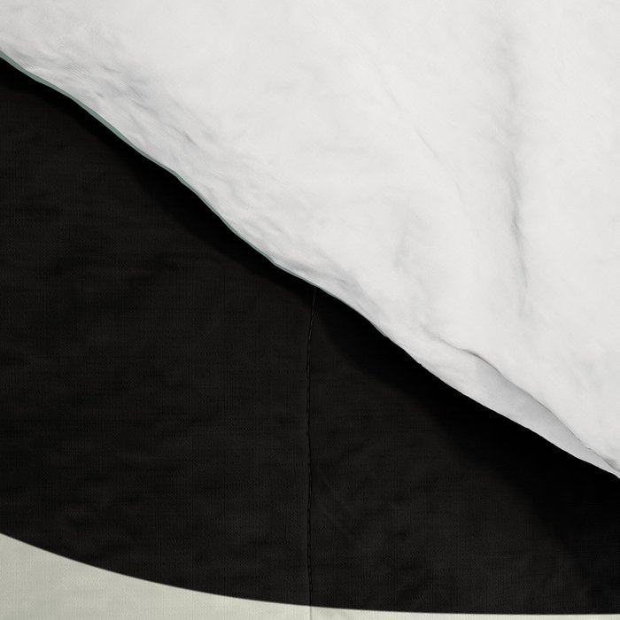 Long Piquet Mid Century Modern Minimalist Pattern Mint Black Comforter Gallery Image 4