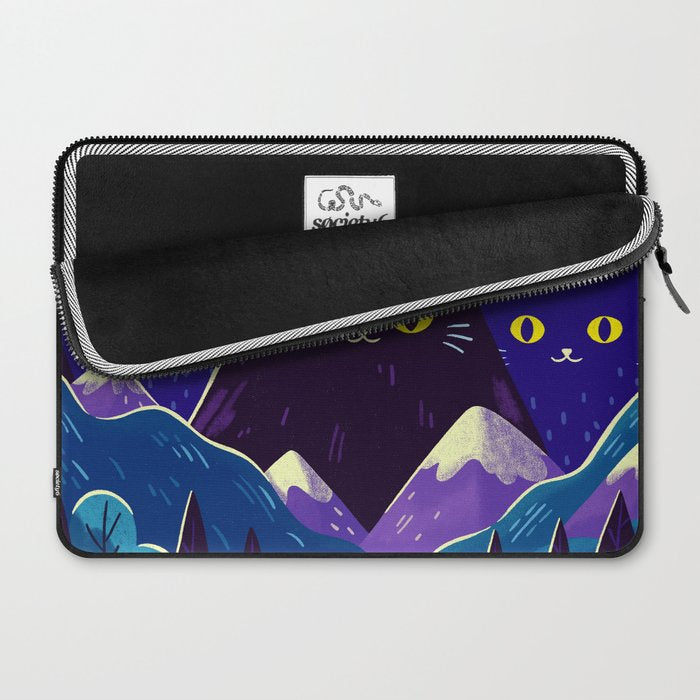 The hills are alive Laptop Sleeve Gallery Image 2