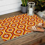 70s Groovy Daisy Ovals Pattern Outdoor Rug Gallery Image 2