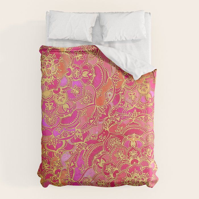 Hot Pink and Gold Baroque Floral Pattern Duvet Cover Gallery Image 6