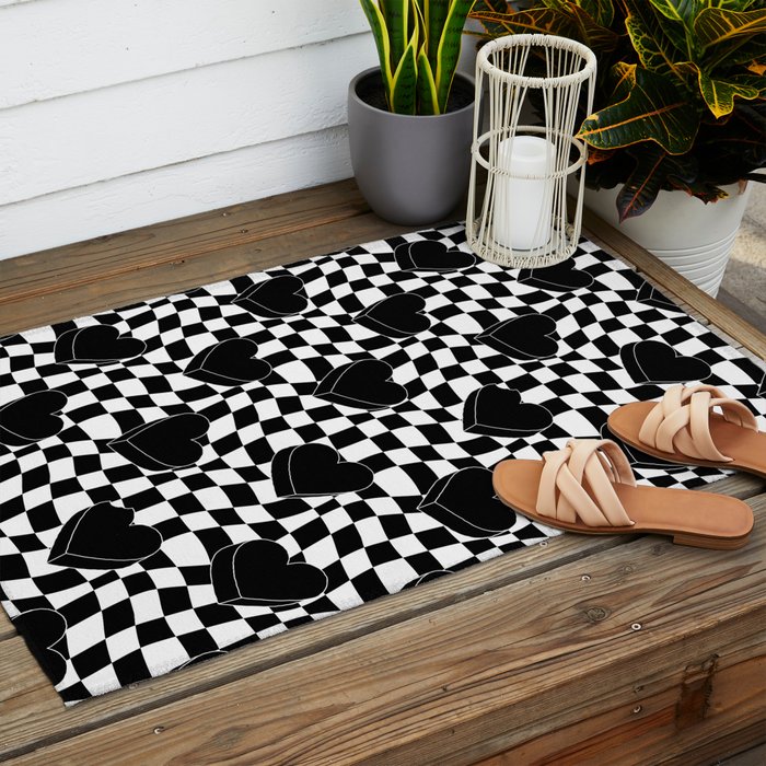 Black and white checkered love heart pattern Outdoor Rug Gallery Image 2