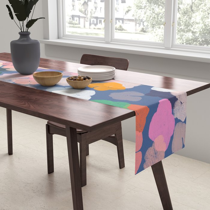 hydrangea 10 Table Runner Gallery Image 2