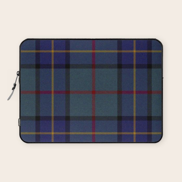 Love Tartán (7) Laptop Sleeve Gallery Image 1