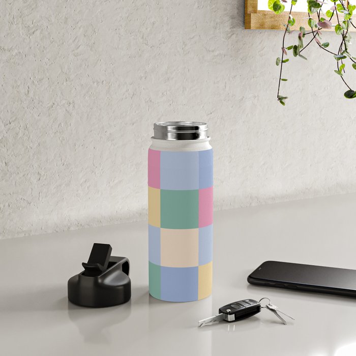 Bold Pastel Checks Pattern - Large XXXII Water Bottle Gallery Image 4