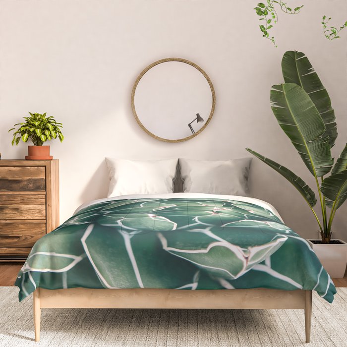 Succulent bloom II Comforter Gallery Image 3
