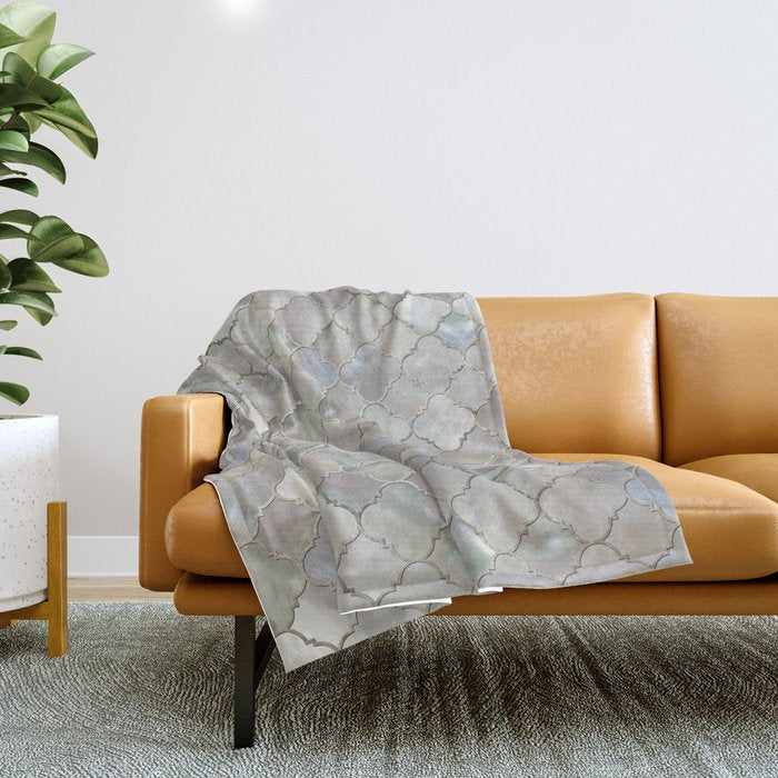 Quatrefoil Moroccan Pattern Mother of Pearl Throw Blanket Gallery Image 1