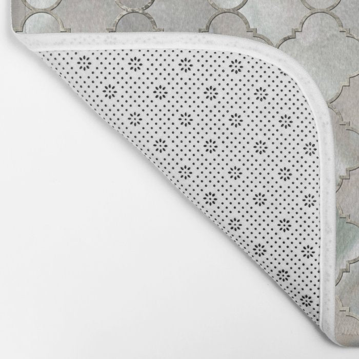 Quatrefoil Moroccan Pattern Mother of Pearl Bath Mat Gallery Image 2