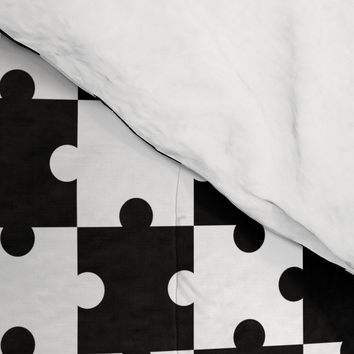 Black and white puzzle piece shape pattern Comforter Gallery Image 4