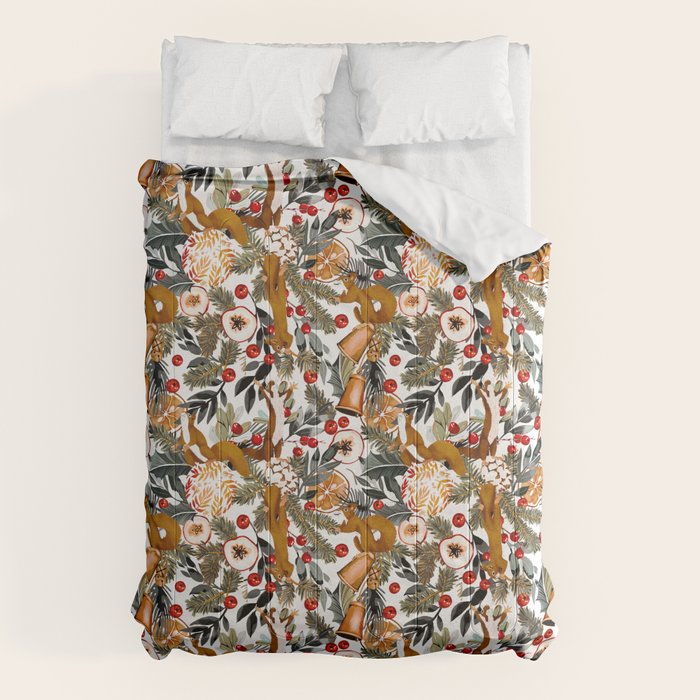 Squirrels on the Christmas tree I Comforter Gallery Image 1