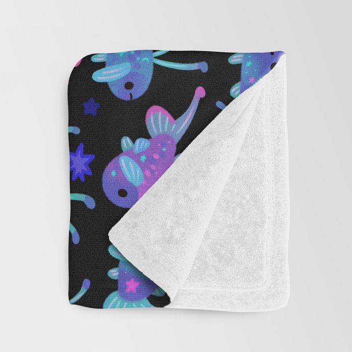 Cheerful tripod fish Throw Blanket Gallery Image 3