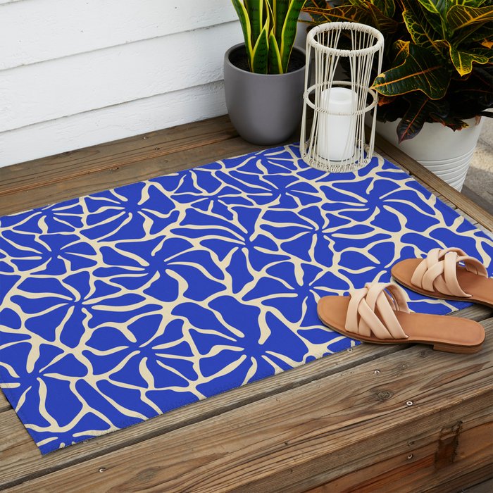 Abstract blue flower pattern Outdoor Rug Gallery Image 2