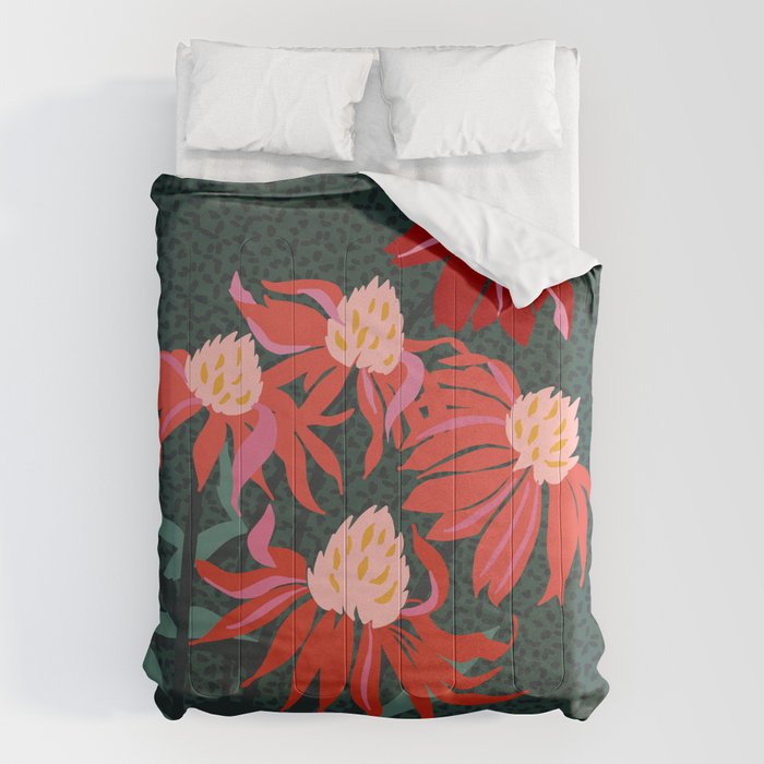 Girl's eye: autumn flower  Comforter Gallery Image 6