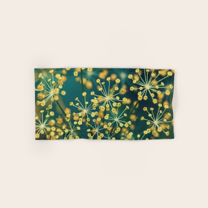 Dill #5 Bath Towel Gallery Image 1