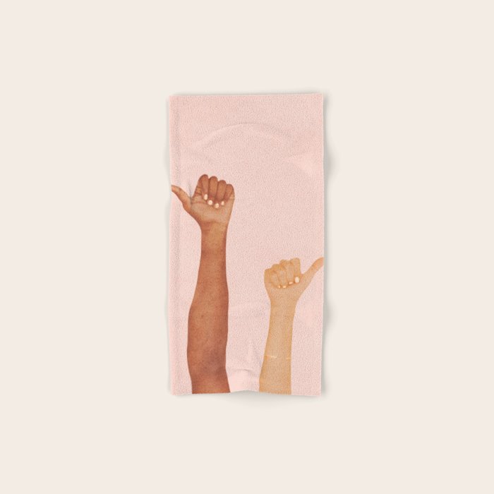 Thumbs Up Bath Towel Gallery Image 1