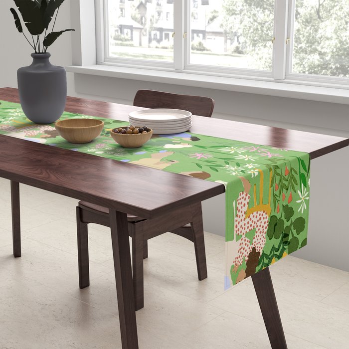Getting Ready With Girls Table Runner Gallery Image 2