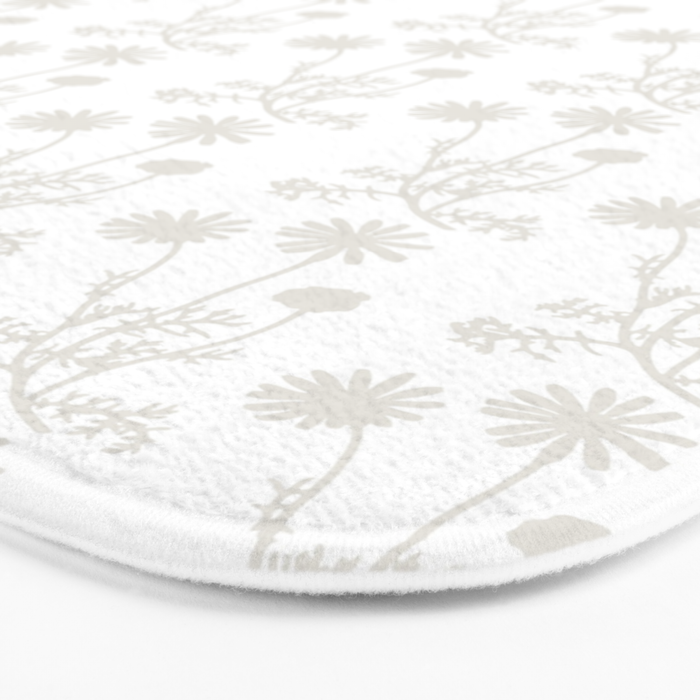 White Floral Botanical Wild Daisies Cottage Pattern Petite Bath Mat Gallery Image 3