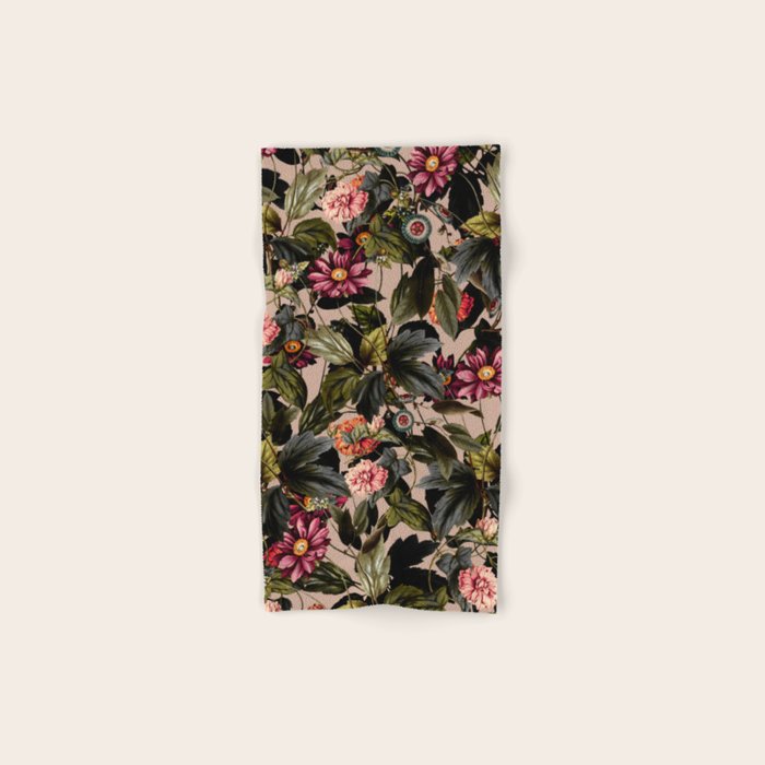 Vintage Garden II Bath Towel Gallery Image 1