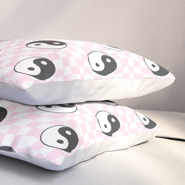 Yin yang checkered pattern Pillow Sham Gallery Image 3