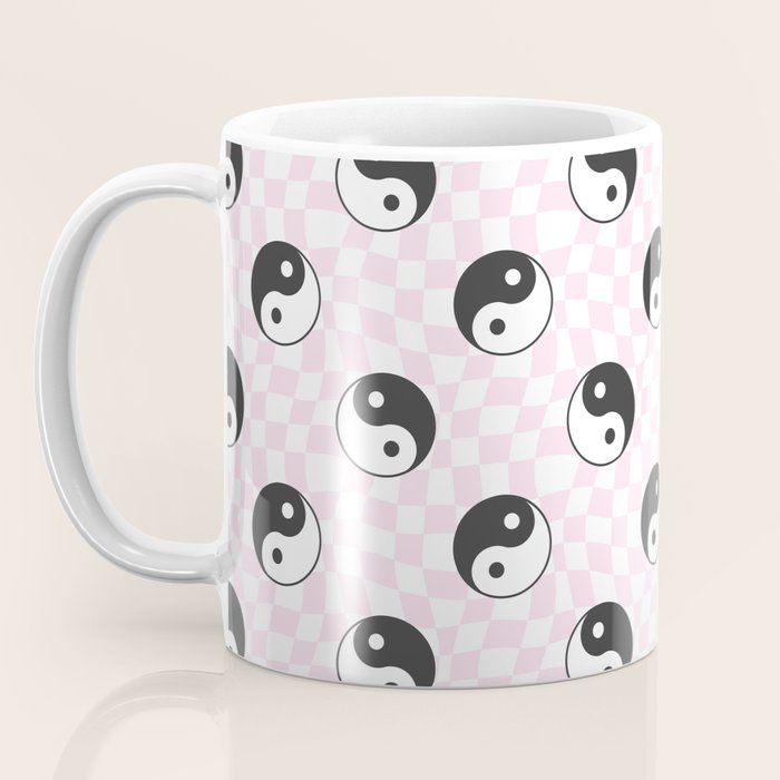 Yin yang checkered pattern Coffee Mug Gallery Image 3