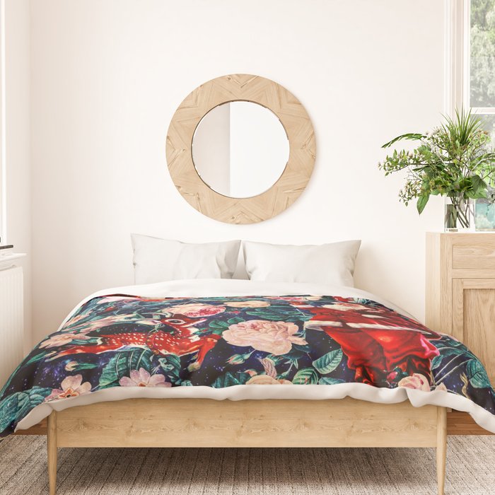 Santa Claus and Floral Pattern Duvet Cover Gallery Image 3