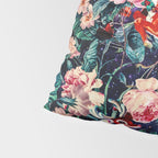 Santa Claus and Floral Pattern Pillow Sham Gallery Image 4