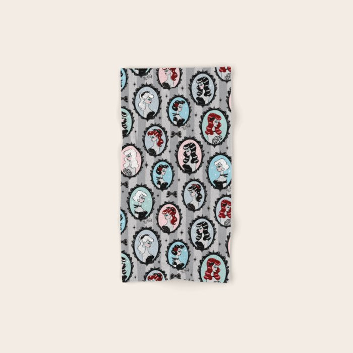 Cameo Dolls Bath Towel Gallery Image 1