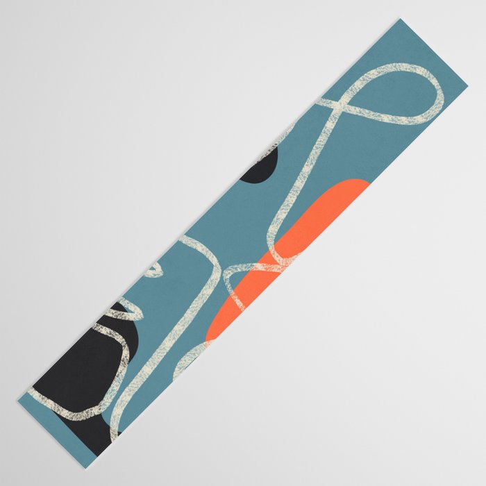 Organic Minimalist Layers 5 Table Runner Gallery Image 3