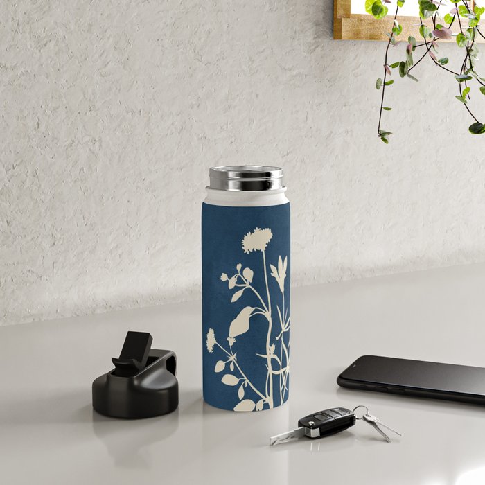 Leaf Design 21 Water Bottle Gallery Image 4
