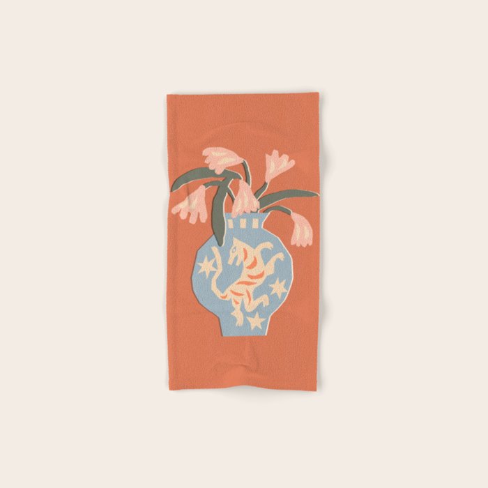 Tiger Vase Bath Towel Gallery Image 1