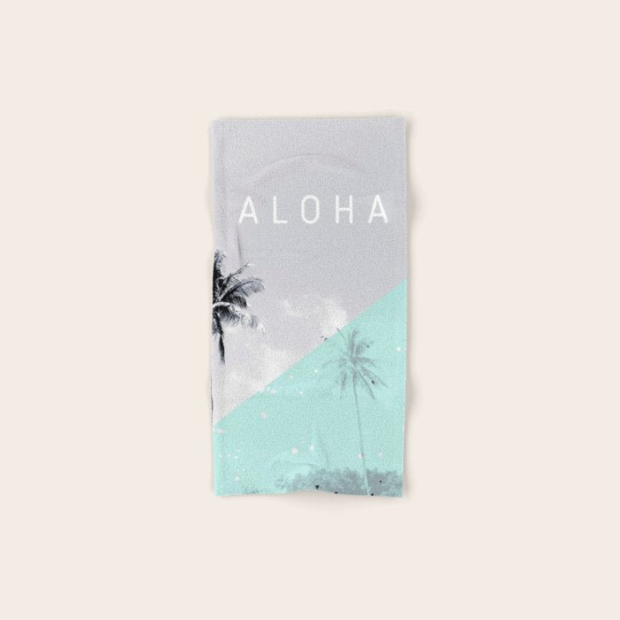 Island vibes retro - Aloha Bath Towel Gallery Image 1