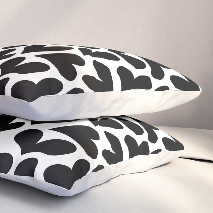 Black and white love heart shape pattern Pillow Sham Gallery Image 3