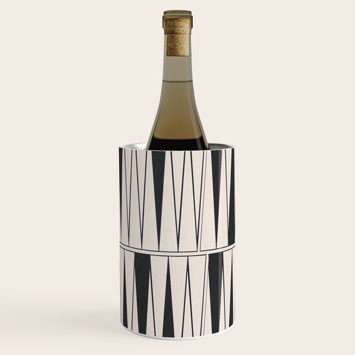 Lines in Motion 25 Wine Chiller Gallery Image 3