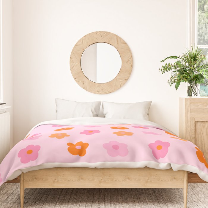 Pink and Orange Groovy Flowers Pattern Duvet Cover Gallery Image 3