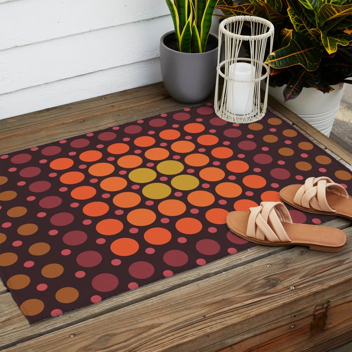 Dotted Retro Gradient - Hazel Outdoor Rug Gallery Image 2