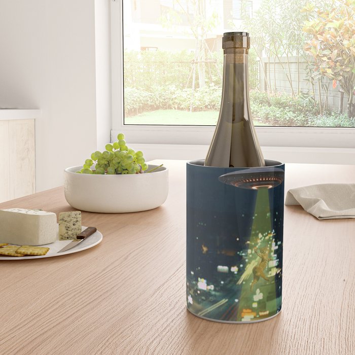 Meow! Cat abduction Wine Chiller Gallery Image 4