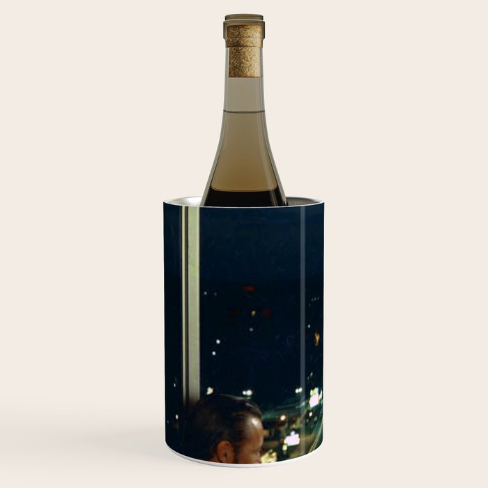 Meow! Cat abduction Wine Chiller Gallery Image 2