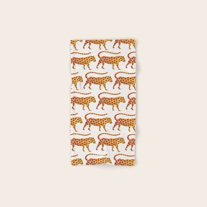 Jaguar Pattern Bath Towel Gallery Image 1