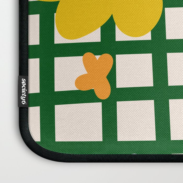 Picnic Blanket  Laptop Sleeve Gallery Image 3