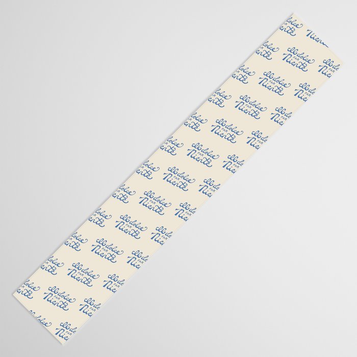 Il dolce far niente Italian - The sweetness of doing nothing Hand Lettering Table Runner Gallery Image 3
