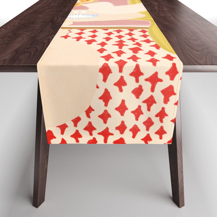 Vase of Flowers Table Runner Gallery Image 1