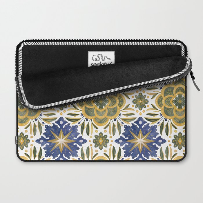 Tile floral nature Modern BY Laptop Sleeve Gallery Image 2
