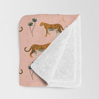 Big Cat pattern Softpink Throw Blanket Gallery Image 3