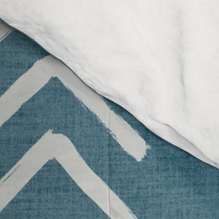 Muted teal and soft white ink brushed arrow heads pattern with textured background Comforter Gallery Image 4