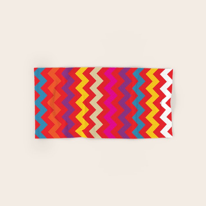 Happy Waves Bath Towel Gallery Image 1