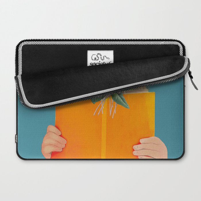 Little Dreamer 3 Laptop Sleeve Gallery Image 2