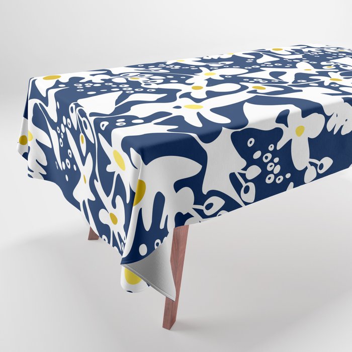 Blue jungle: Organic shapes and flowers Tablecloth
