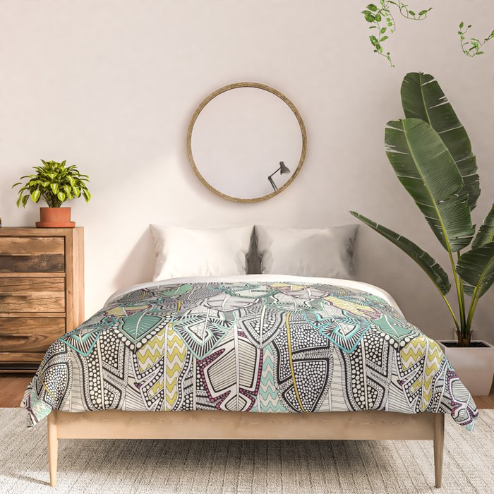layered palm leaves Comforter Gallery Image 3